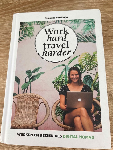 9789021575452-Work-hard-travel-harder