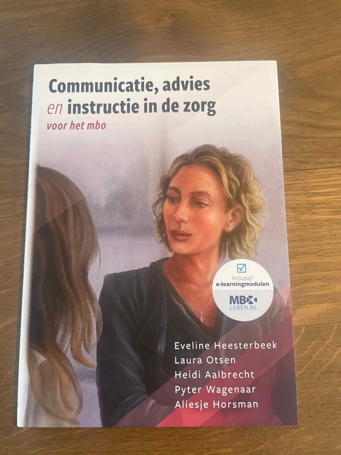 9789083139340-Communicatie-advies-en-instructie-in-de-zorg