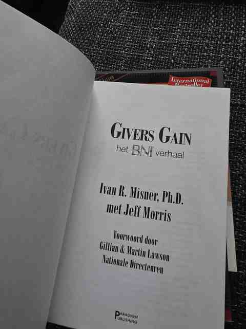 9780974081915-Givers-gain