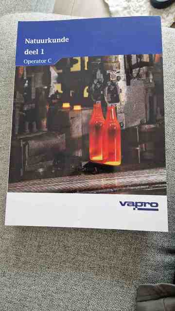 9789086303328-Natuurkunde-deel-1-operator-c