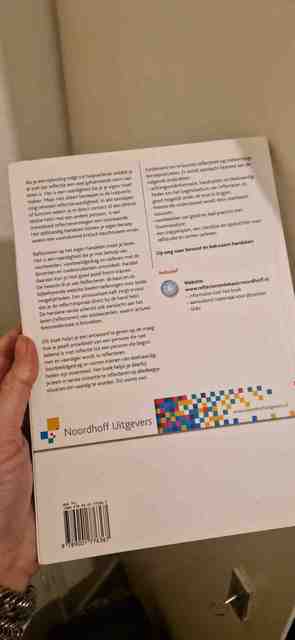 9789001776367-Persoonlijke-ontwikkeling-en-professionaliteit-Reflecteren-de-basis