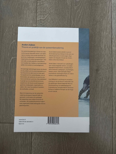 9789036808439-Anders-kijken