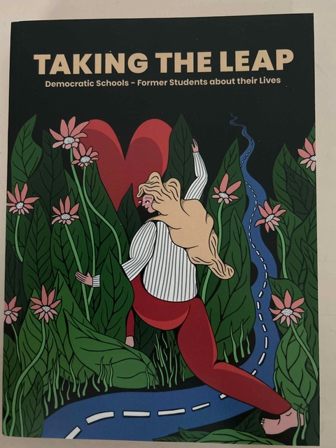 9789083436616-Taking-the-leap-vertaling-van-ampquotJe-moet-het-wel-durven