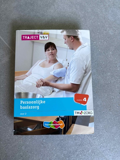 9789006925111-Persoonlijke-basiszorg-2-Niveau-4-Basisboek