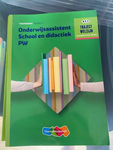 9789006622287-Onderwijsassistent-School-en-didactiek-PW-niveau-4-Theorieboek
