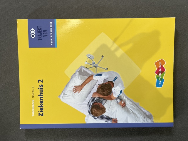 9789006910384-Ziekenhuis-2-niveau-4-Theorieboek