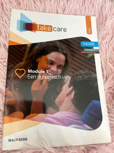 9789402075892-Take-Care-niv.-3-module-1-theoriekatern