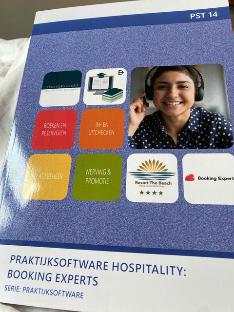 9789400236479-PST-14