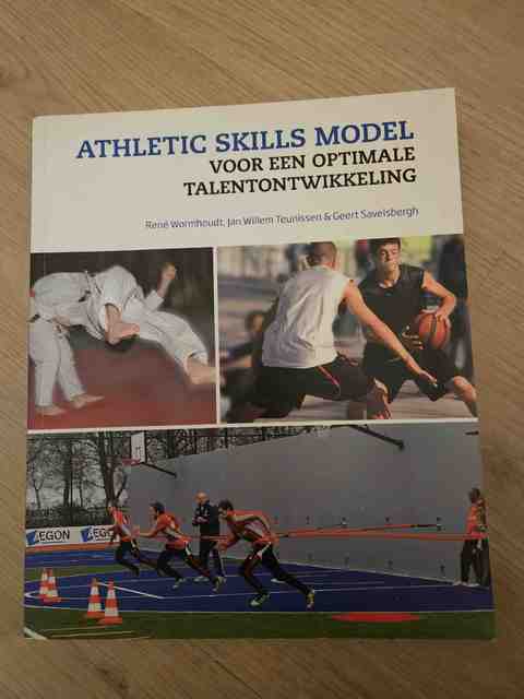 9789054722205-Athletic-skills-model