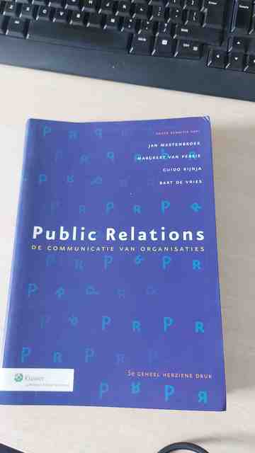 9789014079233-Public-Relations