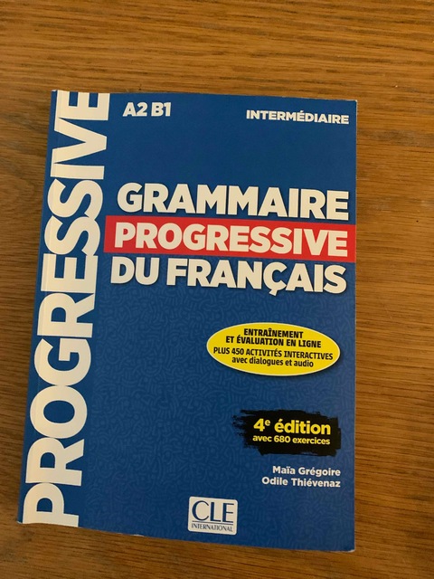 9782090381030-Grammaire-progressive-du-francais--Niveau-intermediaire-A2B1-CD