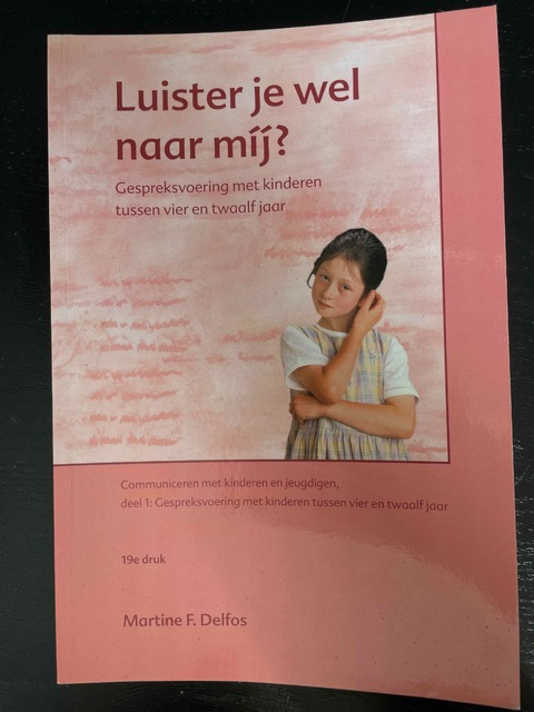 9789088505102-Luister-je-wel-naar-mij