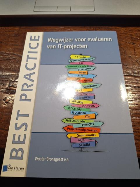 9789087537258-Wegwijzer-voor-methoden-bij-evalueren-van-IT-projecten