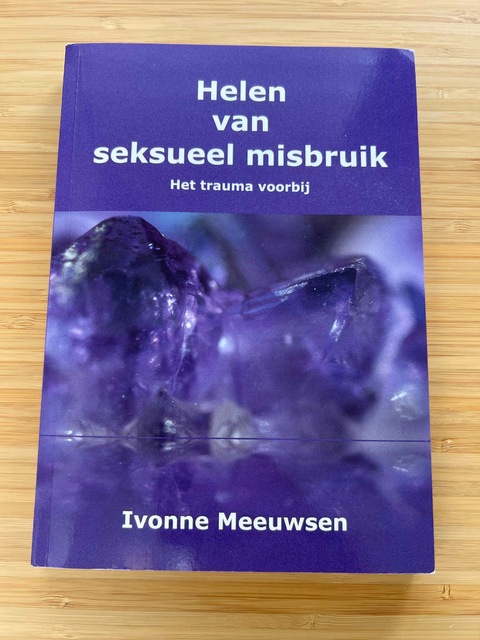 9789082291629-Helen-van-seksueel-misbruik