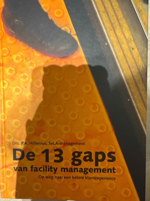 9789090278513-De-13-gaps-van-Facility-management
