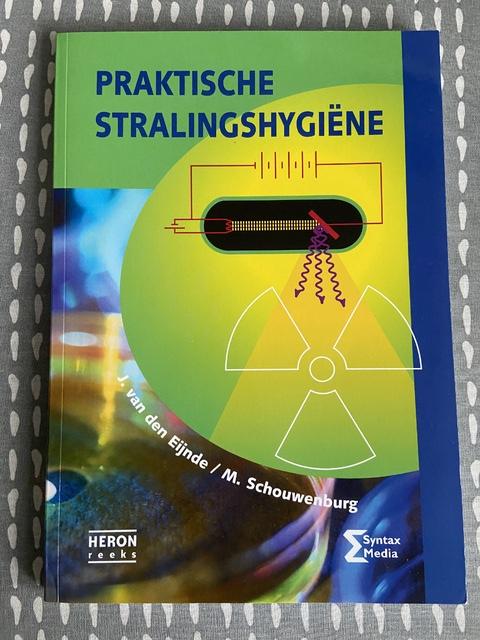 9789077423998-Praktische-stralingshygiene