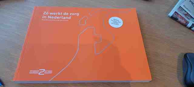 9789493004306-Zo-werkt-de-zorg-in-Nederland