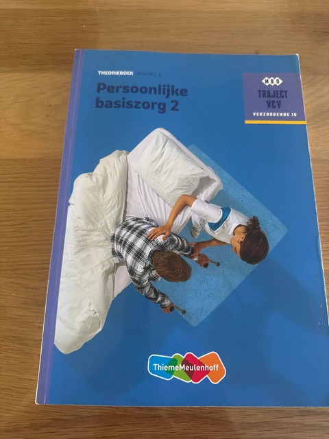 9789006910209-Persoonlijke-basiszorg-Theorieboek-niveau-3