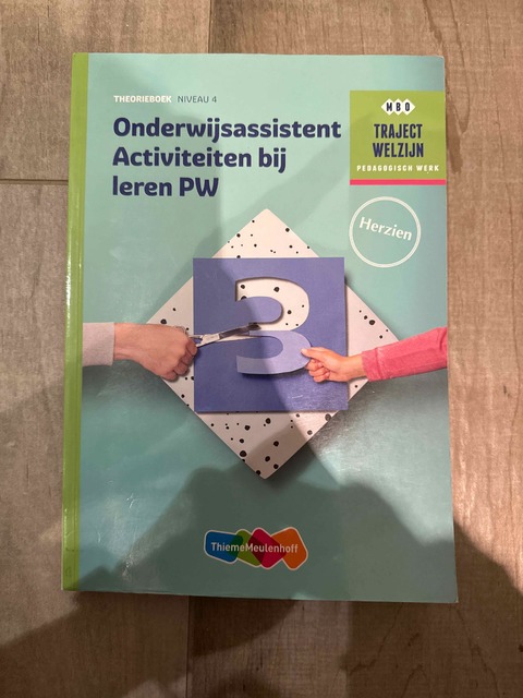 9789006435399-Onderwijsassistent-Activiteiten-bij-leren-PW-niveau-4-Theorieboek
