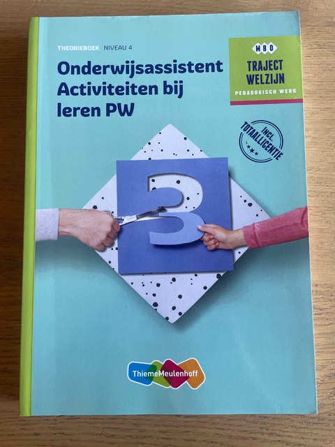 9789006239546-Traject-Combipakket-Onderwijsassistent-Activiteiten-bij-leren-PW-niveau-4-boek-en-totaallicentie-1-jaar