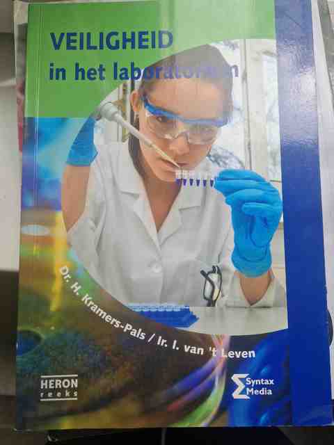 9789077423929-Veiligheid-in-het-laboratorium