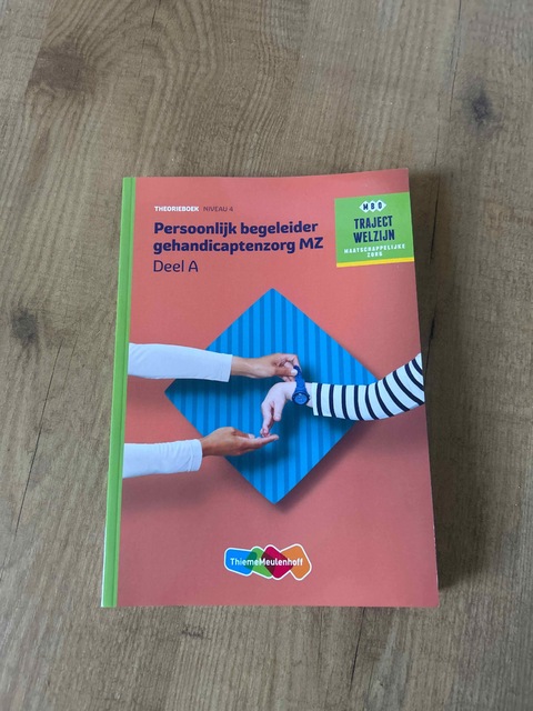 9789006622157-Persoonlijk-begeleider-gehandicaptenzorg-MZ-Niveau-4-Deel-A-Theorieboek