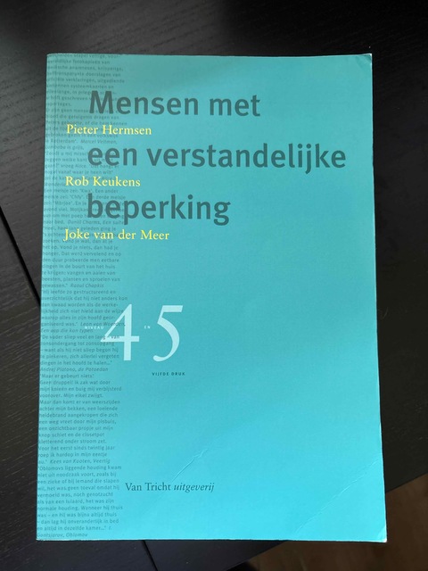 9789492333100-Mensen-met-een-verstandelijke-beperking-Praktijkleerboek-niveau-4-en-5
