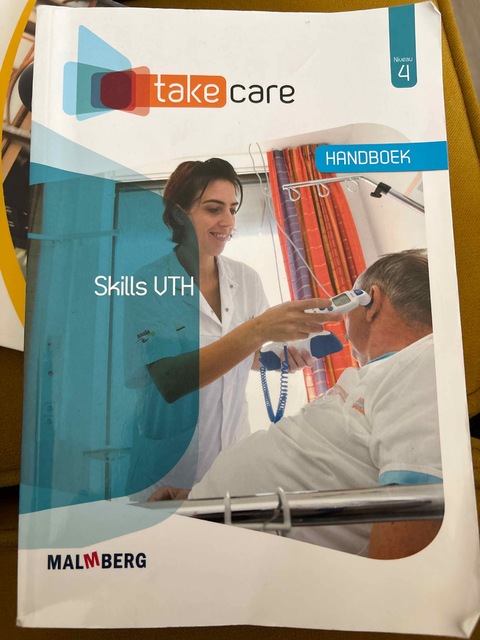 9789402082586-Take-Care-niveau-4-Skillstraining-VTH-boek--licentie-60-mnd