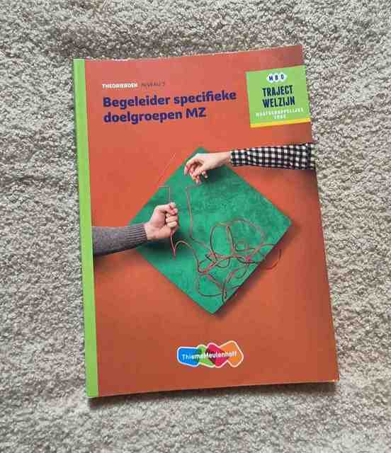 9789006858969-Begeleider-specifieke-doelgroepen-MZ-Niveau-3-Theorieboek