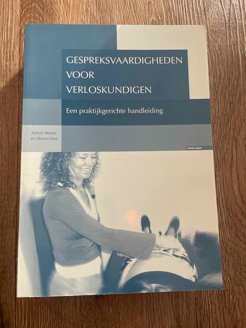 9789059312074-Gespreksvaardigheden-voor-verloskundigen