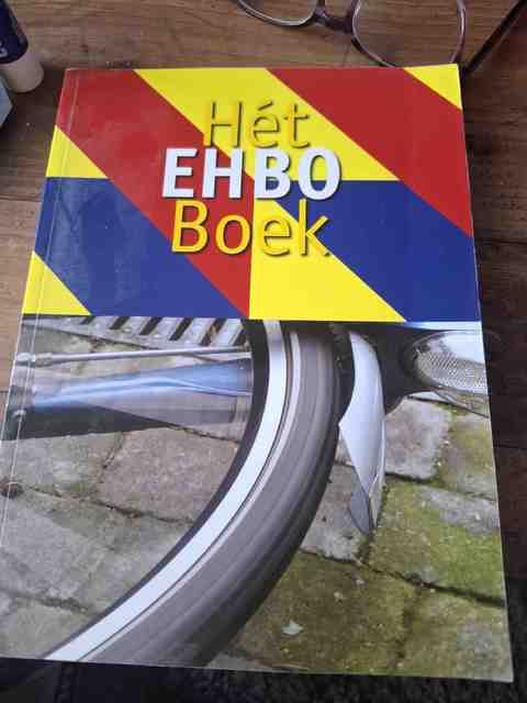 9789461070821-Het-EHBO-Boek