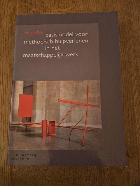 9789046900352-Basismodel-voor-methodisch-hulpverlenen-in-het-maatschappelijk-werk