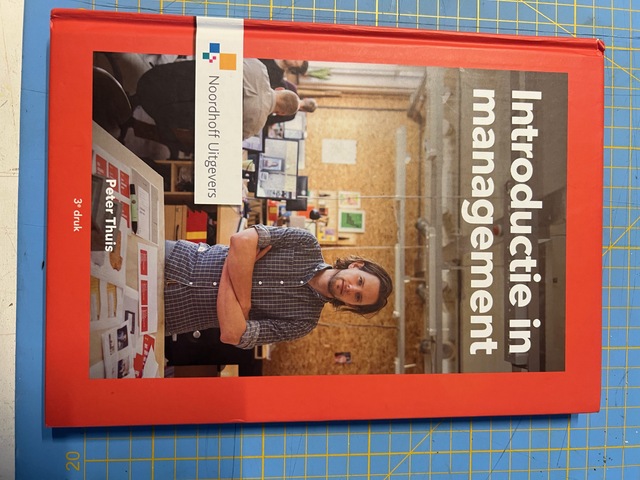 9789001876913-Introductie-in-management