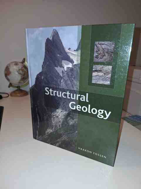 9780521516648-Structural-Geology