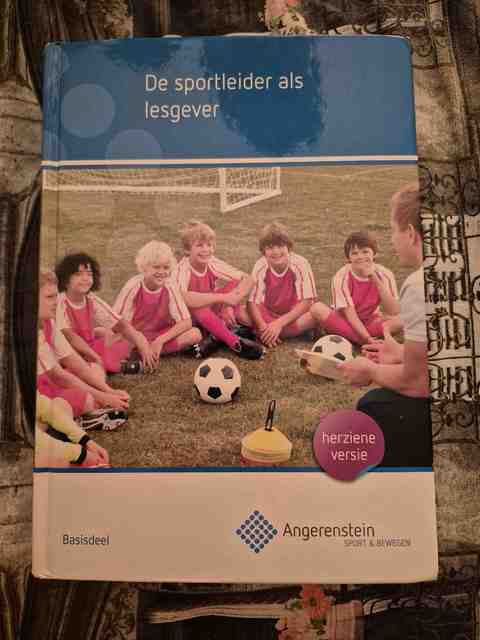 9789037249811-De-sportleider-als-lesgever