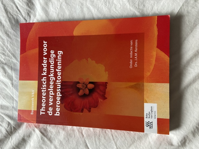 9789036804929-Theoretisch-kader-voor-de-verpleegkundige-beroepsuitoefening