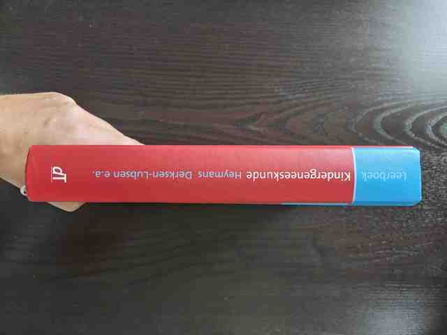 9789058982711-Leerboek-kindergeneeskunde