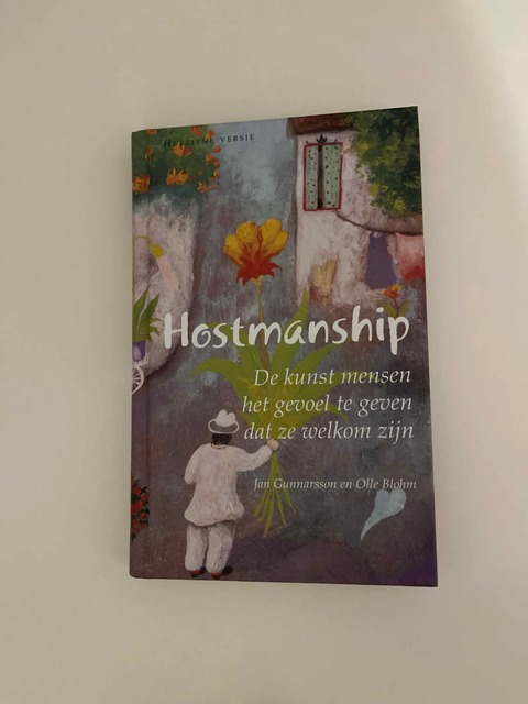 9789175042015-Hostmanship-de-kunst-mensen-het-gevoel-te-geven-dat-ze-welkom-z