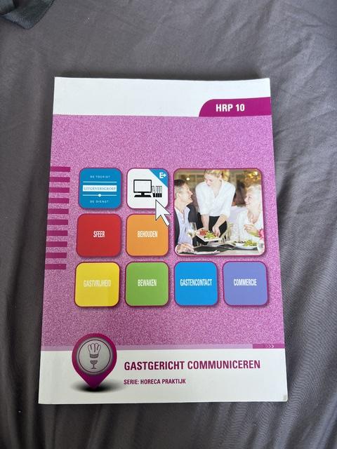 9789400212992-HRP-10