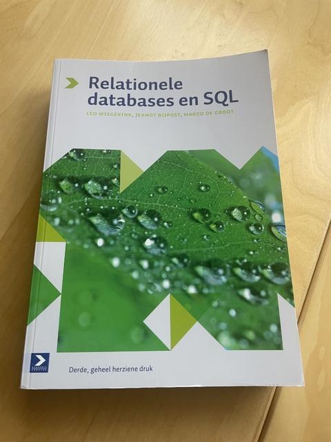9789039527146-Relationele-databases-en-SQL