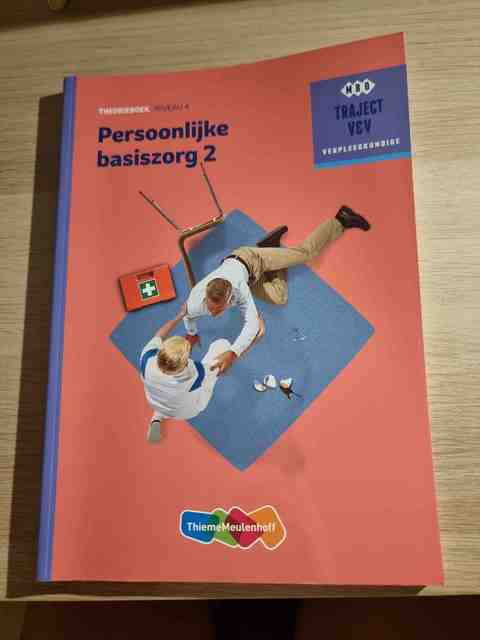 9789006910322-Persoonlijke-basiszorg-Theorieboek-Niveau-4