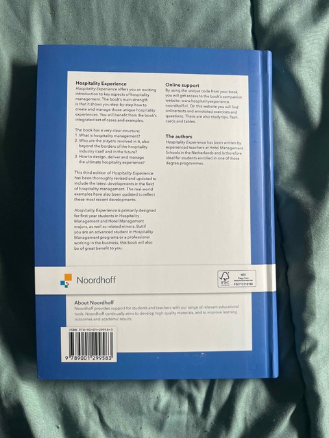 9789001299583-Hospitality-Experience