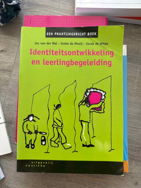 9789046900161-Identiteitsontwikkeling-En-Leerlingbegeleiding