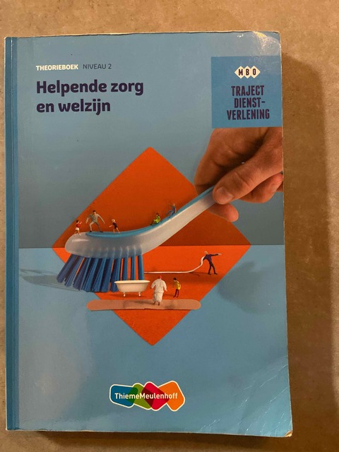 9789006071054-Helpende-Zorg-en-welzijn
