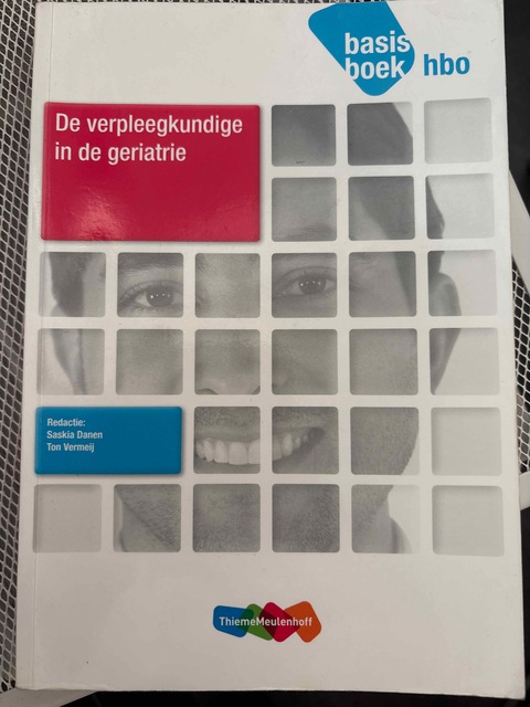 9789006952568-De-verpleegkundige-in-de-geriatrie-hbo-basisboek