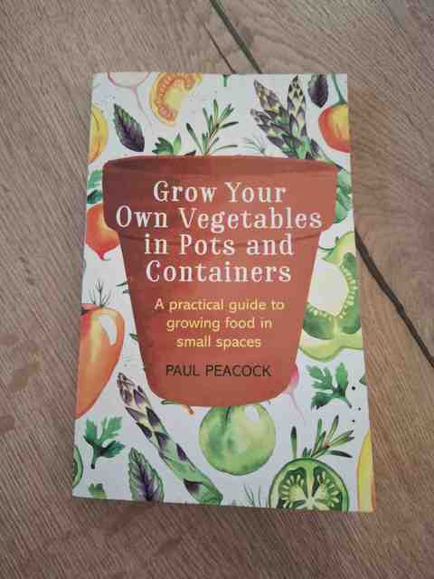 9781472137050-Grow-Your-Own-Vegetables-in-Pots-and-Containers