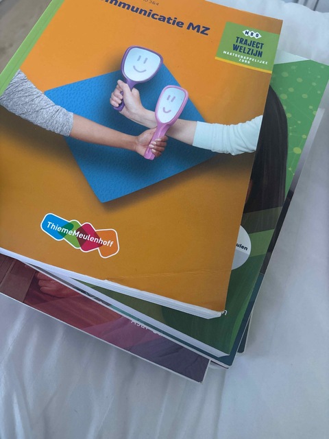 9789006858945-Communicatie-MZ-Niveau-3-4-Theorieboek