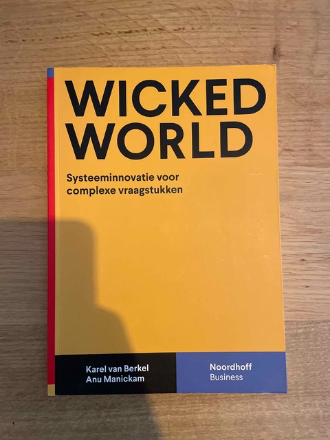 9789001826765-Wicked-World