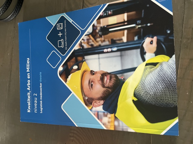 9789463761642-Kwaliteit-Arbo-en-Milieu-Niveau-2-Logistiek-medewerker-Theorieboek