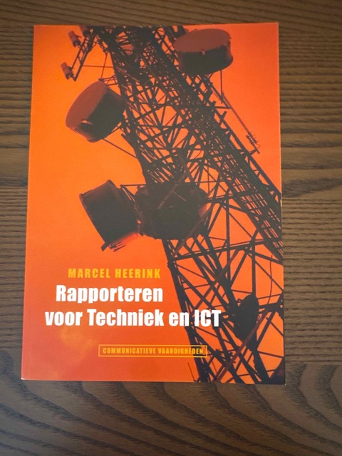 9789043011730-Rapporteren-voor-technici-en-ICT